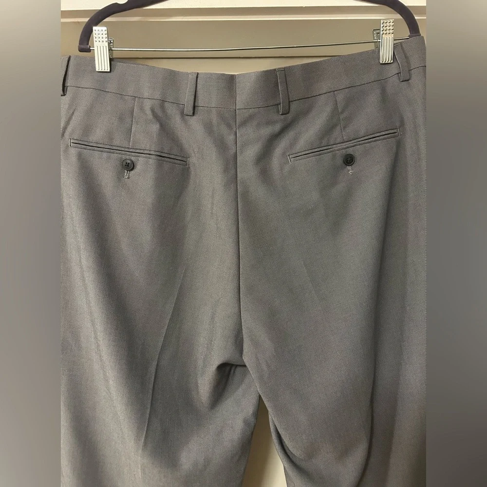 J Ferrar Slim Fit. Men’s‎ Dress Pants. Size 36